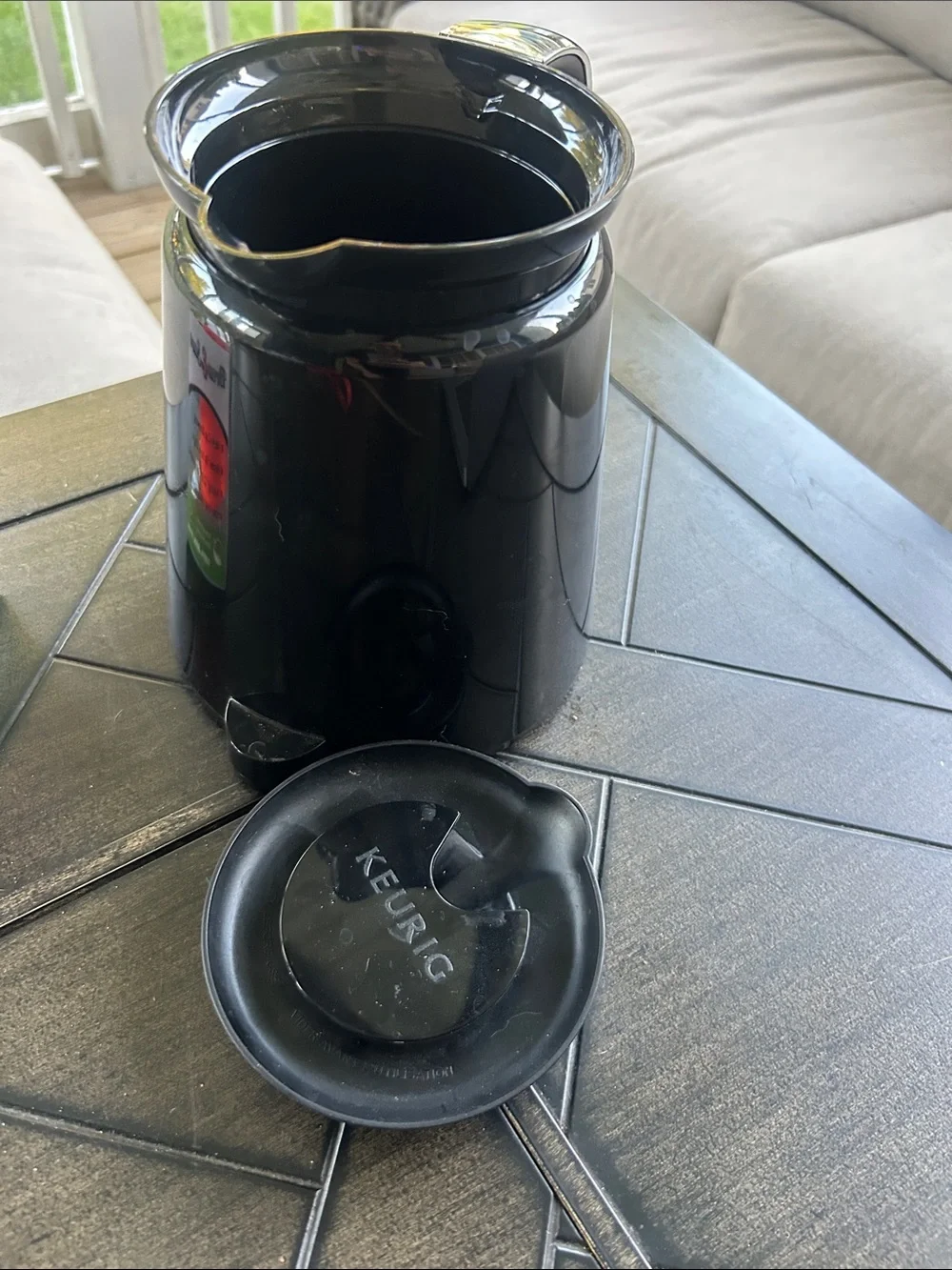 Keurig 2.0 Black Coffee Carafe with Keurig-Compatible Reusable Filter